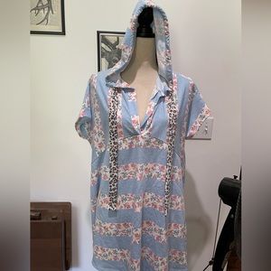 Lovely J NWOT hooded shortsleeved shirt sz 1x